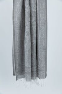 Timeless Elegance: Wool-Silk Blend Scarf in Grey - Attires
