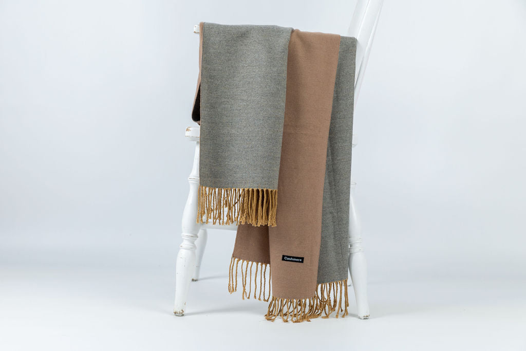Luxurious Cashmere Shawl in Grey and Brown - Attires