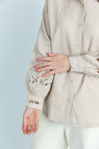 Aeson cutwork shirt in Cotton Linen - Attires