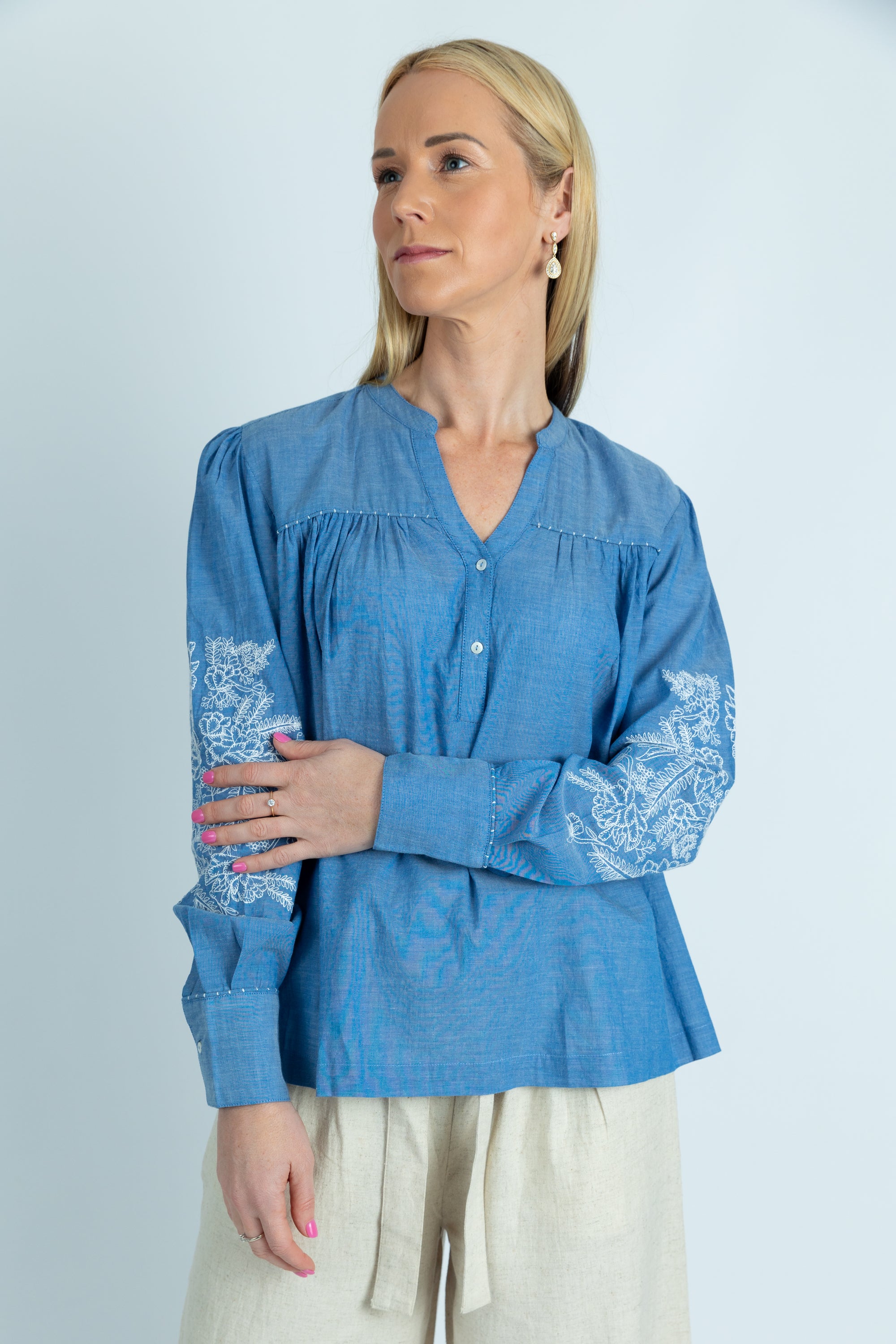 Celine Blue embroidered organic cotton Chambray top - Attires