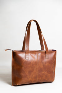 Liora - Leather hand bag with strap - Ellora