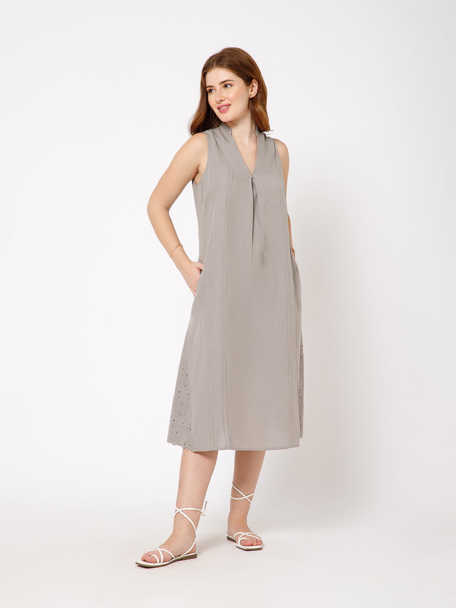 Yana Relaxed Linen Midi Dress - Ellora